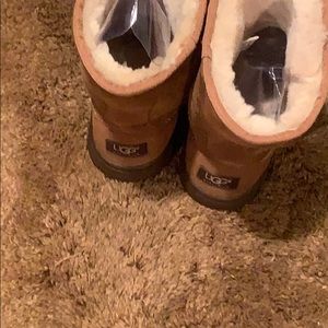 UGG Shoes - Khaki Ugg Boots 🥾 UGG Shoes - Khaki Ugg Boots 🥾